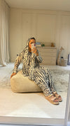 FAISA all in our zebra abaya